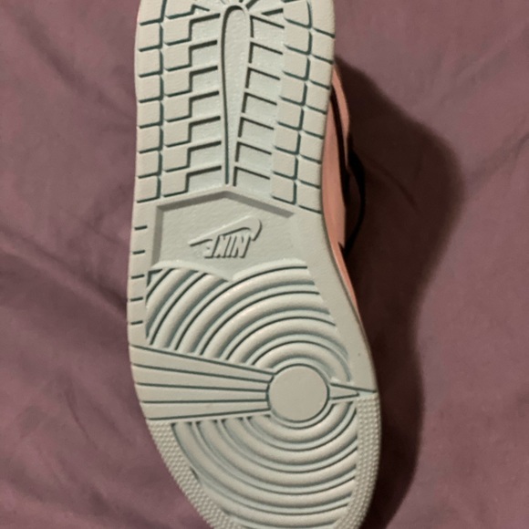 Jordan 1 TEAL - Picture 5 of 5